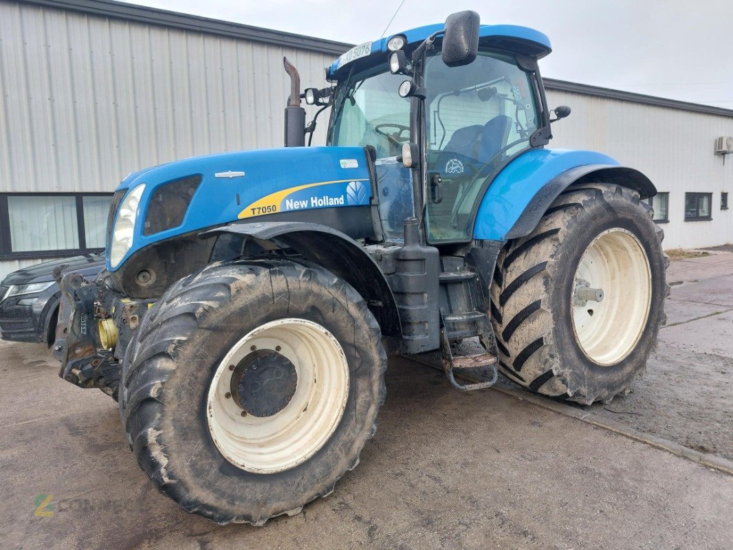 Traktor типа New Holland T7050 Autocommand, Gebrauchtmaschine в Gerichshain (Фотография 1)