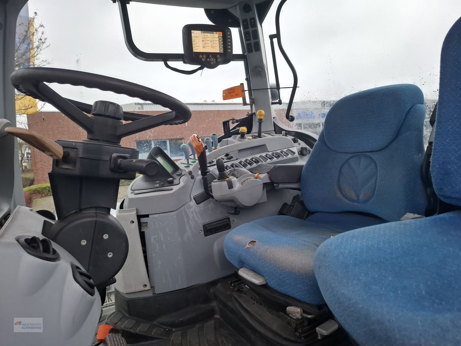 Traktor of the type New Holland T7050 PC, Gebrauchtmaschine in Altenberge (Picture 12)