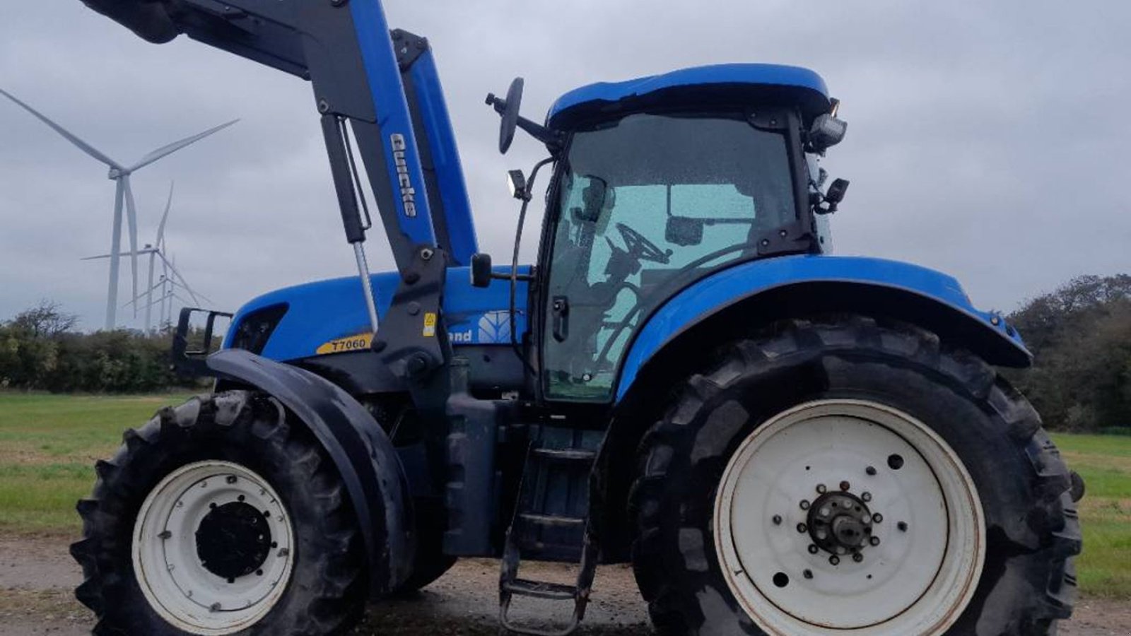 Traktor del tipo New Holland T7060 PC med ÅLØ Q 76 frontlæsser, Gebrauchtmaschine en Skive (Imagen 2)