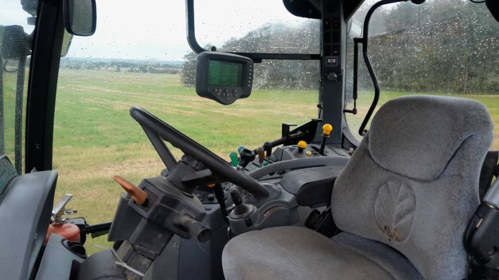 Traktor del tipo New Holland T7060 PC med ÅLØ Q 76 frontlæsser, Gebrauchtmaschine en Skive (Imagen 6)