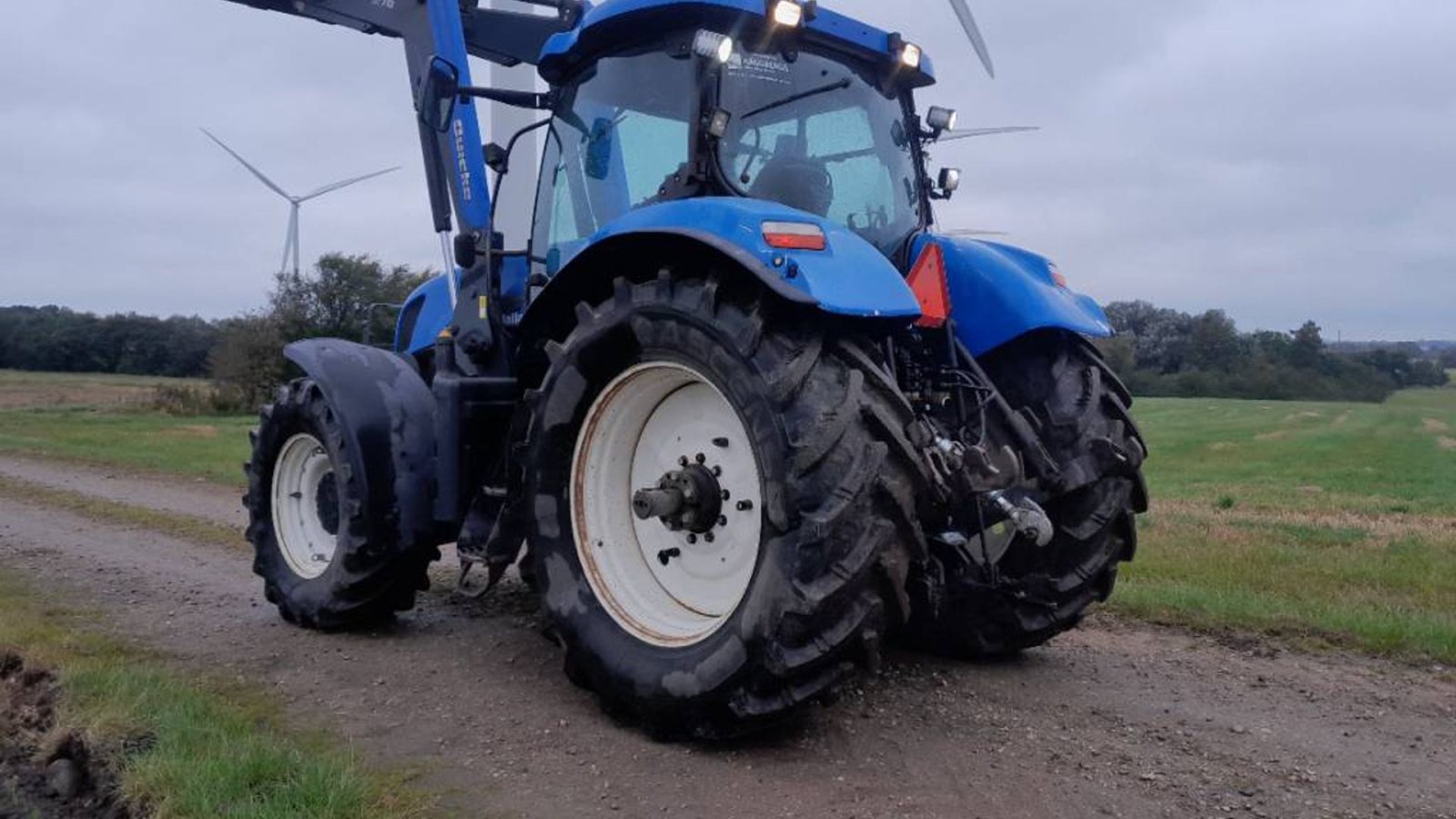 Traktor del tipo New Holland T7060 PC med ÅLØ Q 76 frontlæsser, Gebrauchtmaschine en Skive (Imagen 5)