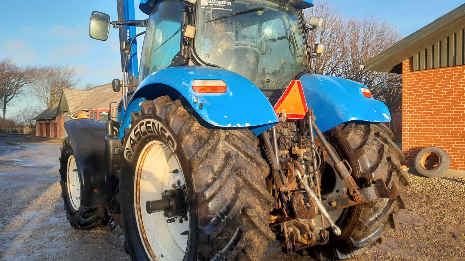 Traktor typu New Holland T7060 Power Shift med ÅLØ Q 76 frontlæsser, Gebrauchtmaschine v Skive (Obrázek 5)