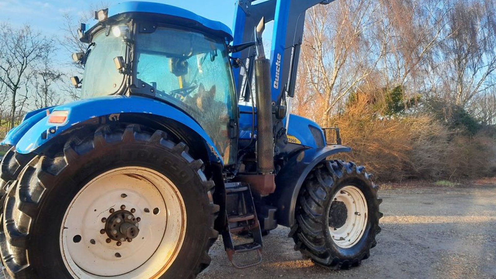 Traktor typu New Holland T7060 Power Shift med ÅLØ Q 76 frontlæsser, Gebrauchtmaschine v Skive (Obrázek 2)