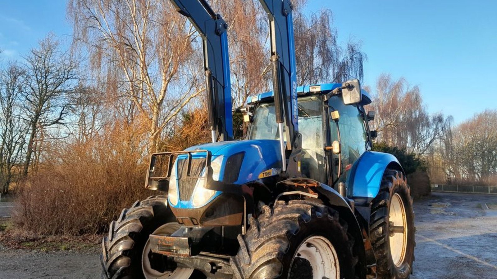 Traktor typu New Holland T7060 Power Shift med ÅLØ Q 76 frontlæsser, Gebrauchtmaschine v Skive (Obrázek 1)