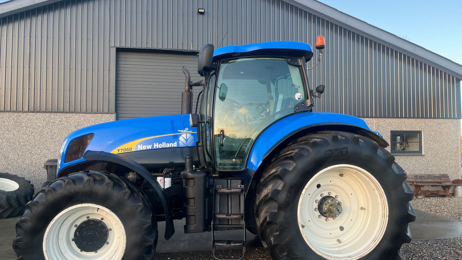 Traktor типа New Holland T7060 Sveaverken GPS evt, Gebrauchtmaschine в Vejle (Фотография 6)