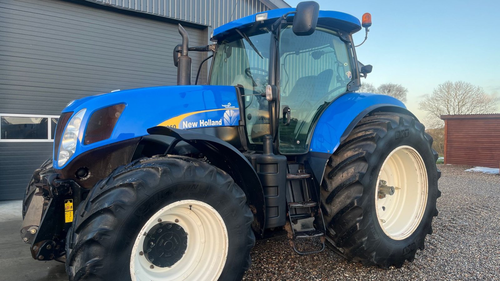 Traktor типа New Holland T7060 Sveaverken GPS evt, Gebrauchtmaschine в Vejle (Фотография 1)