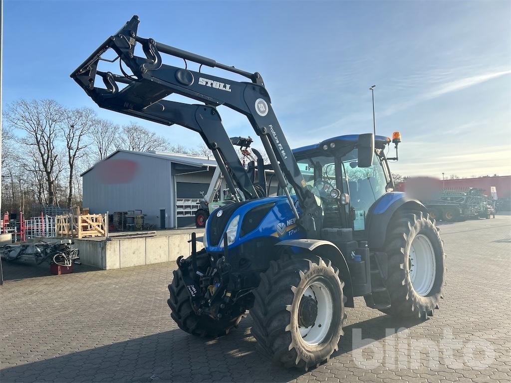 Traktor типа New Holland T7.165 S Range Command, Gebrauchtmaschine в Düsseldorf (Фотография 1)