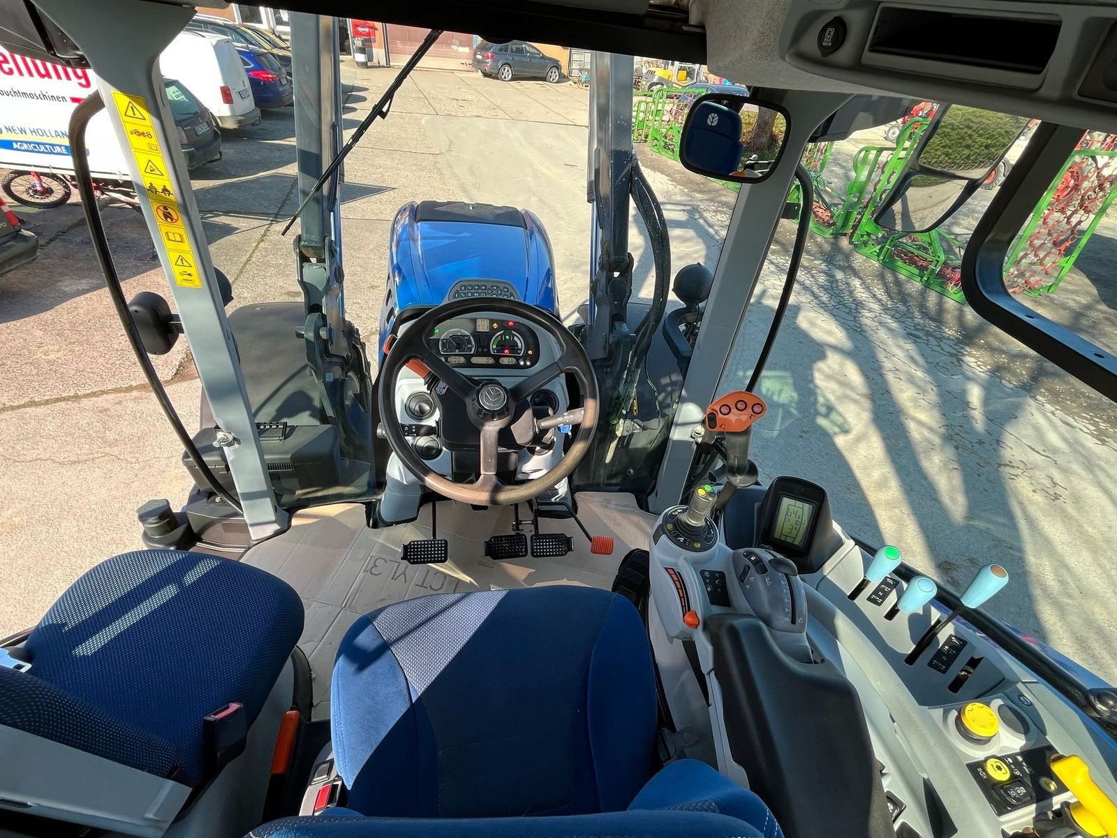 Traktor typu New Holland T7.165 s, Gebrauchtmaschine v Nieheim Kreis Höxter (Obrázek 8)