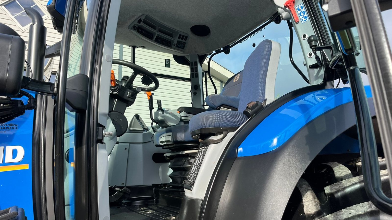 Traktor του τύπου New Holland T7.165S Med frontlæsser, Gebrauchtmaschine σε Lintrup (Φωτογραφία 4)
