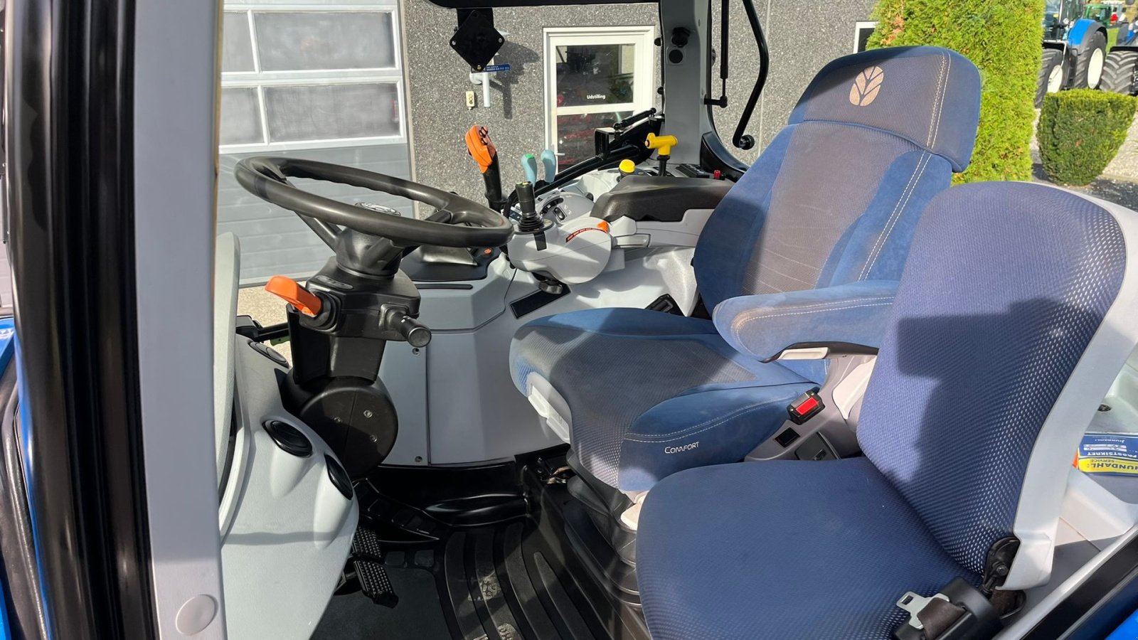 Traktor του τύπου New Holland T7.165S Med frontlæsser, Gebrauchtmaschine σε Lintrup (Φωτογραφία 5)