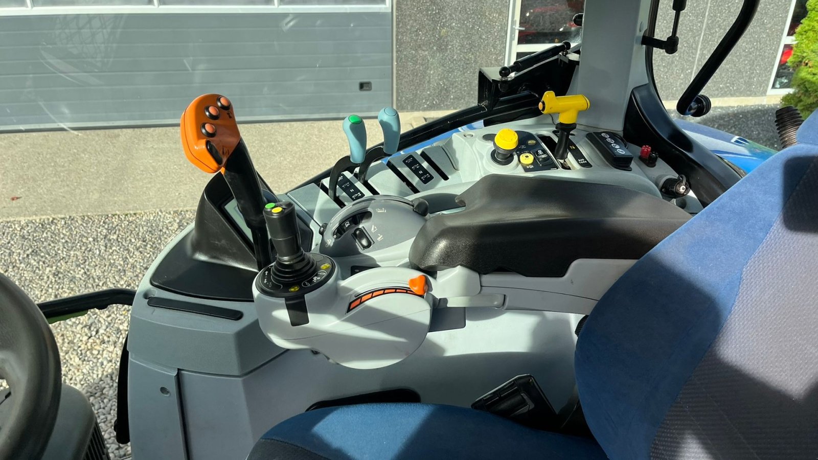 Traktor του τύπου New Holland T7.165S Med frontlæsser, Gebrauchtmaschine σε Lintrup (Φωτογραφία 7)