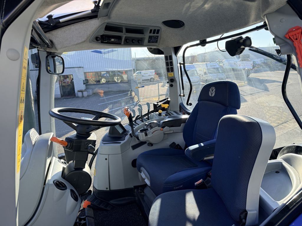 Traktor des Typs New Holland T7.165S Range Command, Gebrauchtmaschine in BOEKEL (Bild 5)