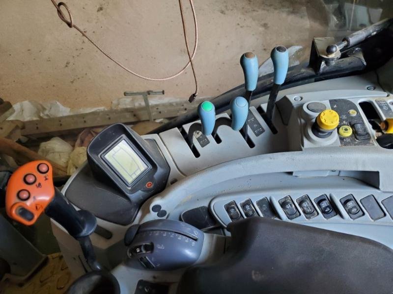 Traktor des Typs New Holland T7.165S, Gebrauchtmaschine in BRAY en Val (Bild 7)