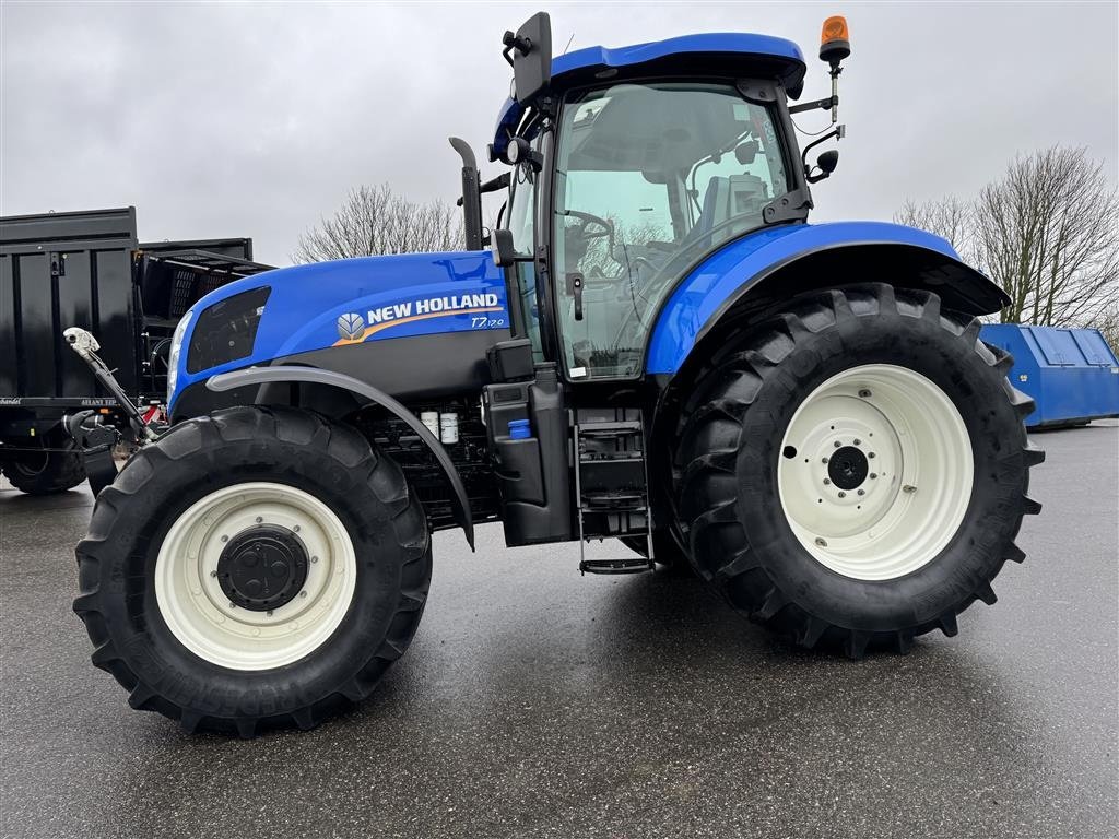 Traktor des Typs New Holland T7.170 KUN 5800 TIMER OG FULD AFFJEDRING!, Gebrauchtmaschine in Nørager (Bild 3)