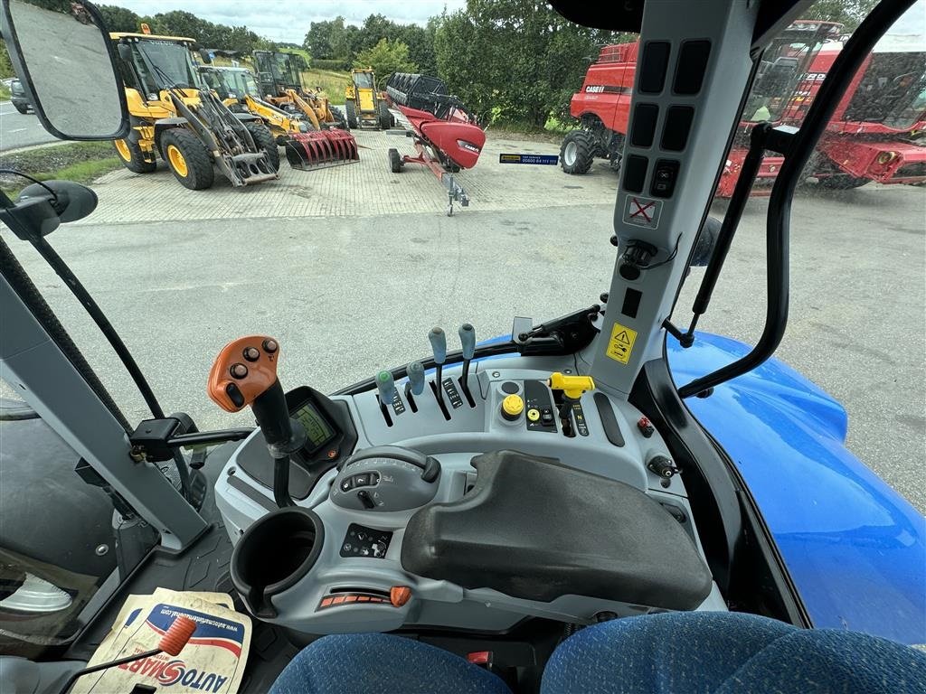 Traktor типа New Holland T7.170 KUN 5800 TIMER OG FULD AFFJEDRING!, Gebrauchtmaschine в Nørager (Фотография 16)