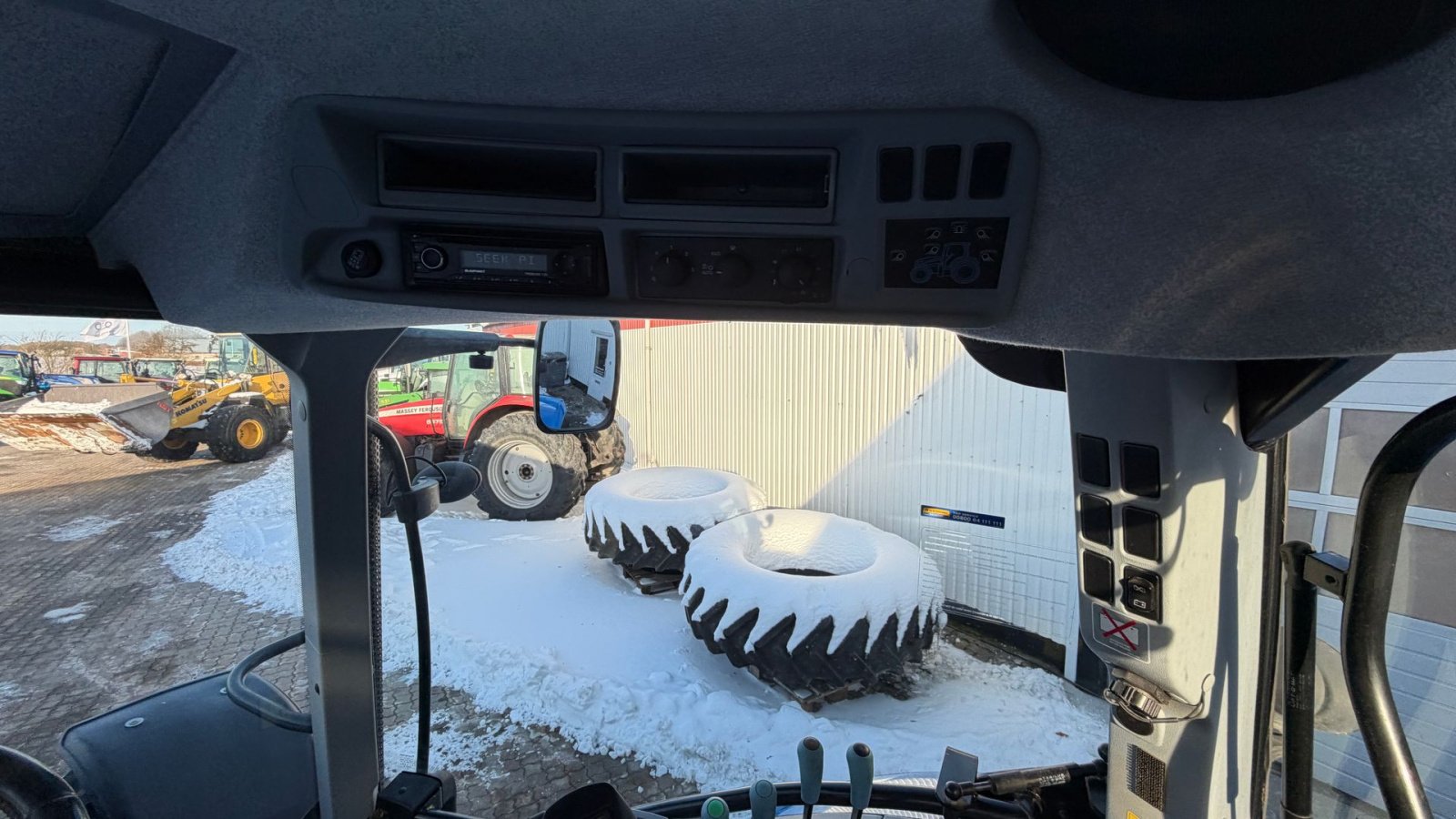 Traktor of the type New Holland T7.170 MED FULD AFFJEDRING!, Gebrauchtmaschine in Nørager (Picture 14)