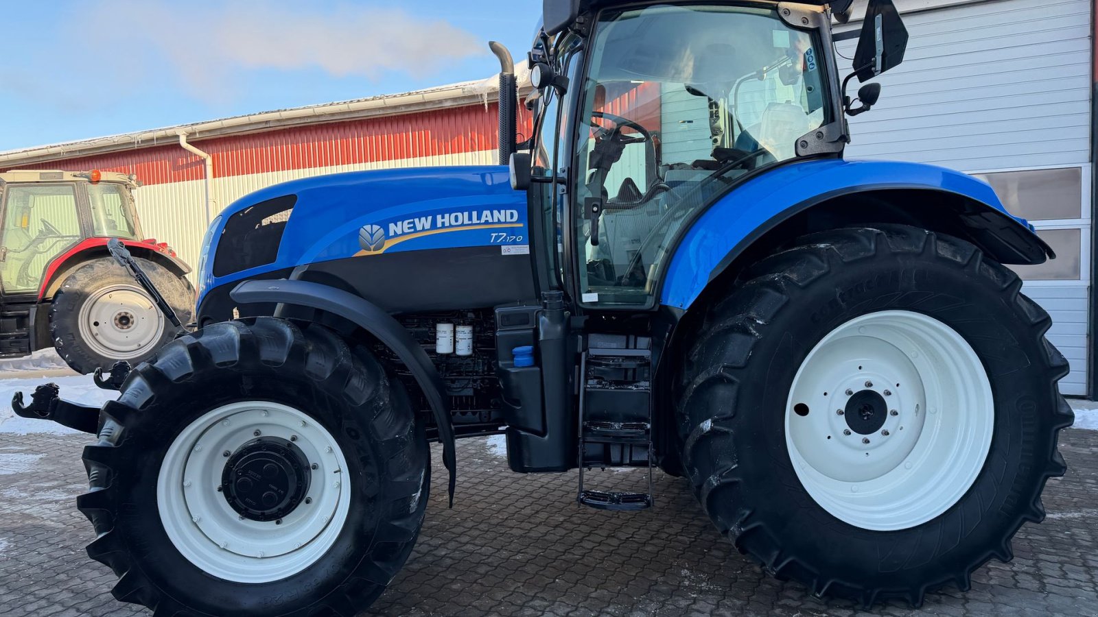 Traktor of the type New Holland T7.170 MED FULD AFFJEDRING!, Gebrauchtmaschine in Nørager (Picture 3)