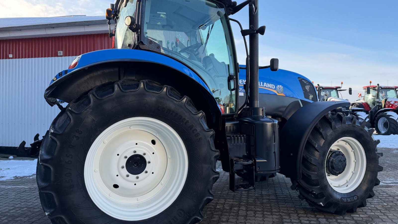 Traktor of the type New Holland T7.170 MED FULD AFFJEDRING!, Gebrauchtmaschine in Nørager (Picture 7)
