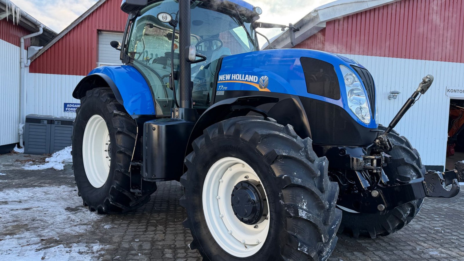 Traktor of the type New Holland T7.170 MED FULD AFFJEDRING!, Gebrauchtmaschine in Nørager (Picture 5)