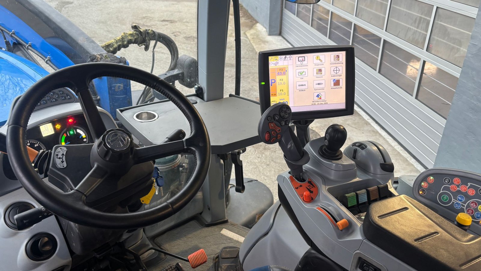 Traktor du type New Holland T7.175 AC Auto Command, Gebrauchtmaschine en Hobro (Photo 5)