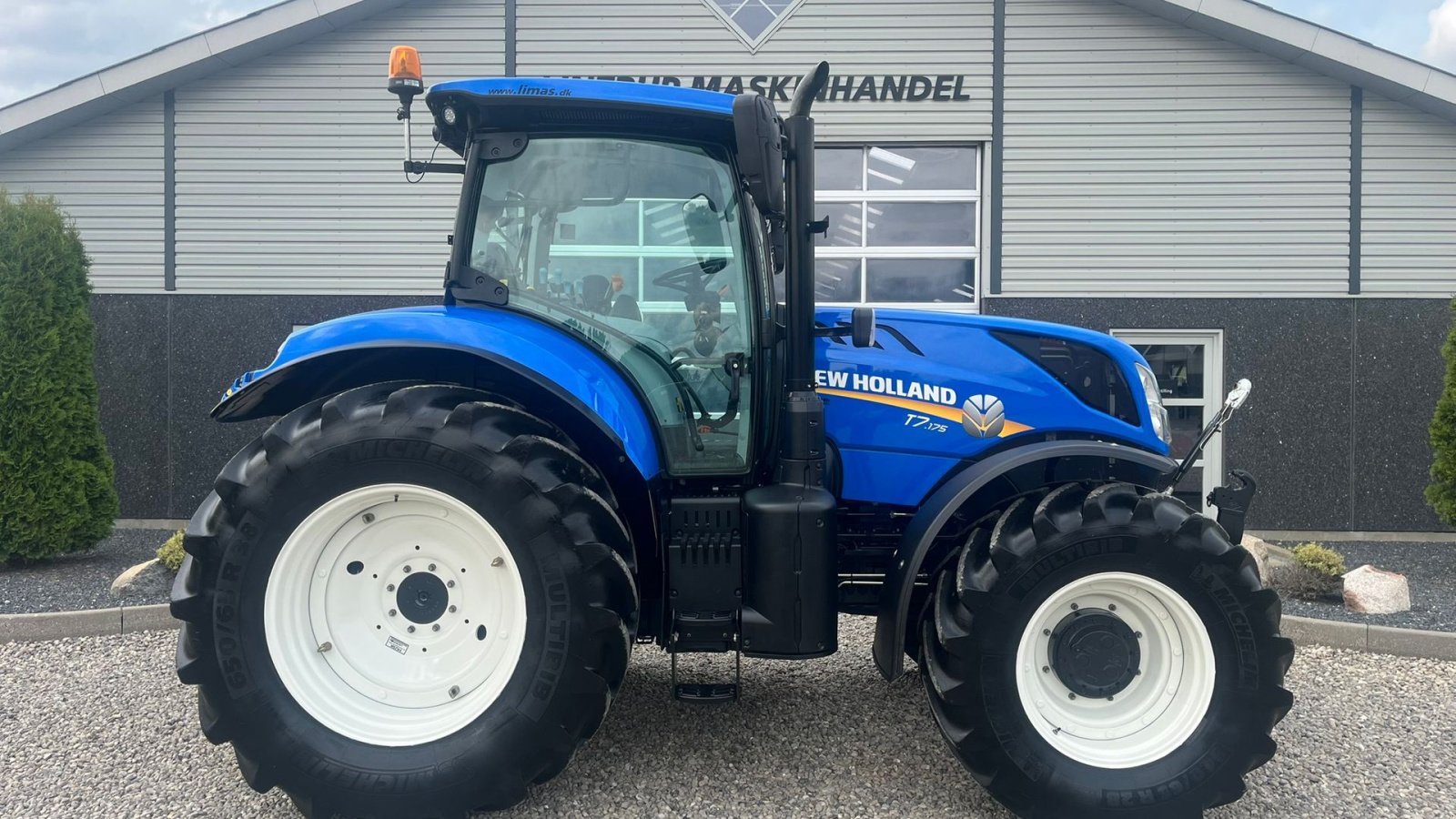 Traktor del tipo New Holland T7.175 RangeCommand med frontlift. Meget velholdt gård traktor., Gebrauchtmaschine en Lintrup (Imagen 10)