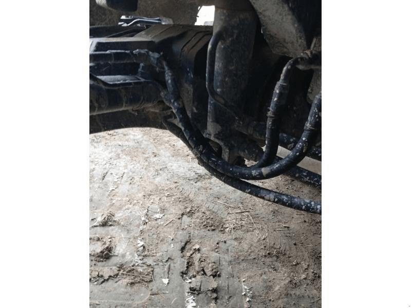 Traktor van het type New Holland T7.175, Gebrauchtmaschine in SAINTE-MENEHOULD (Foto 9)