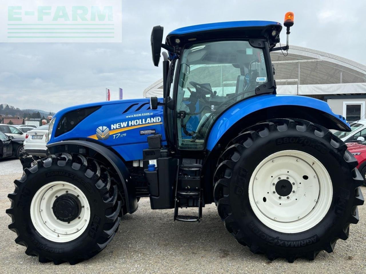 Traktor Türe ait New Holland T7.175, Gebrauchtmaschine içinde GROBELNO (resim 7)