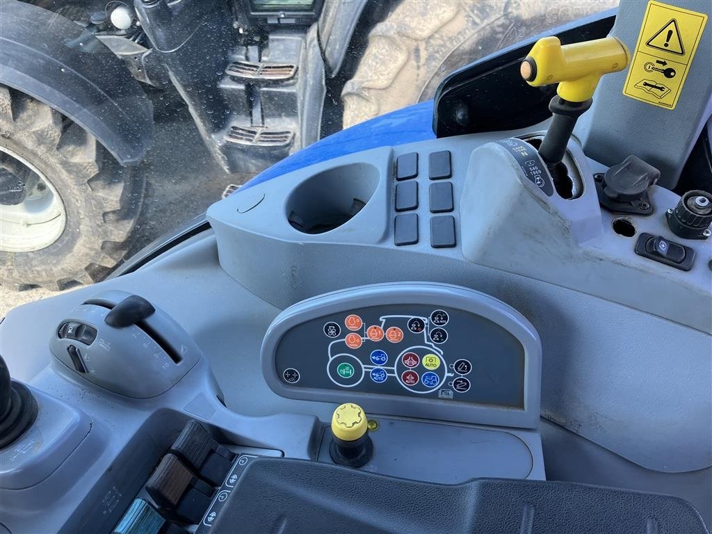 Traktor tipa New Holland T7.185 --- PÆN TRAKTOR - SÆLGES SOM ENGROS ---, Gebrauchtmaschine u Høng (Slika 9)