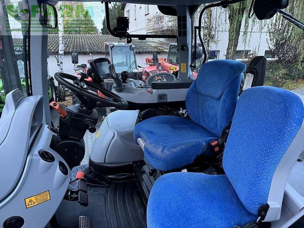 Traktor типа New Holland t7.185 powercommand - sidewinder ii, Gebrauchtmaschine в DAMAS?AWEK (Фотография 11)