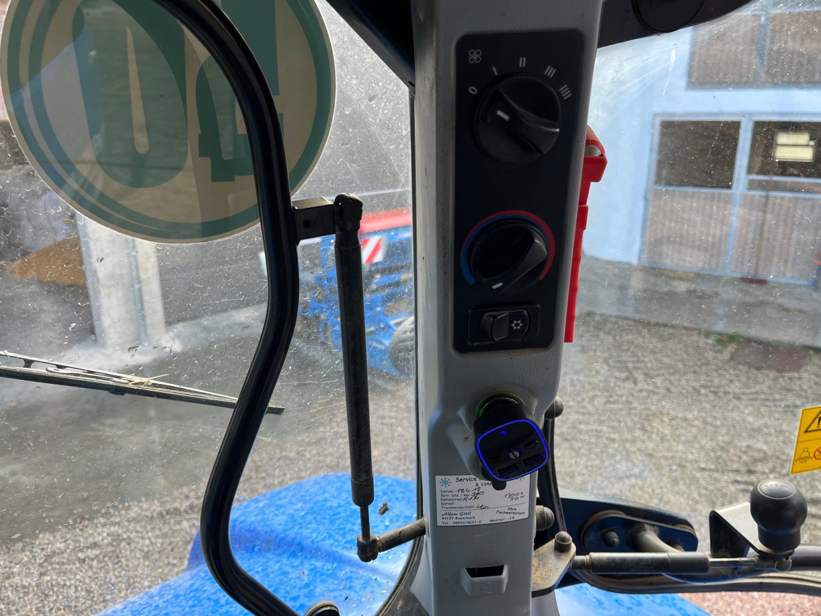 Traktor типа New Holland T7.185, Gebrauchtmaschine в Bayern - Tettenweis (Фотография 17)