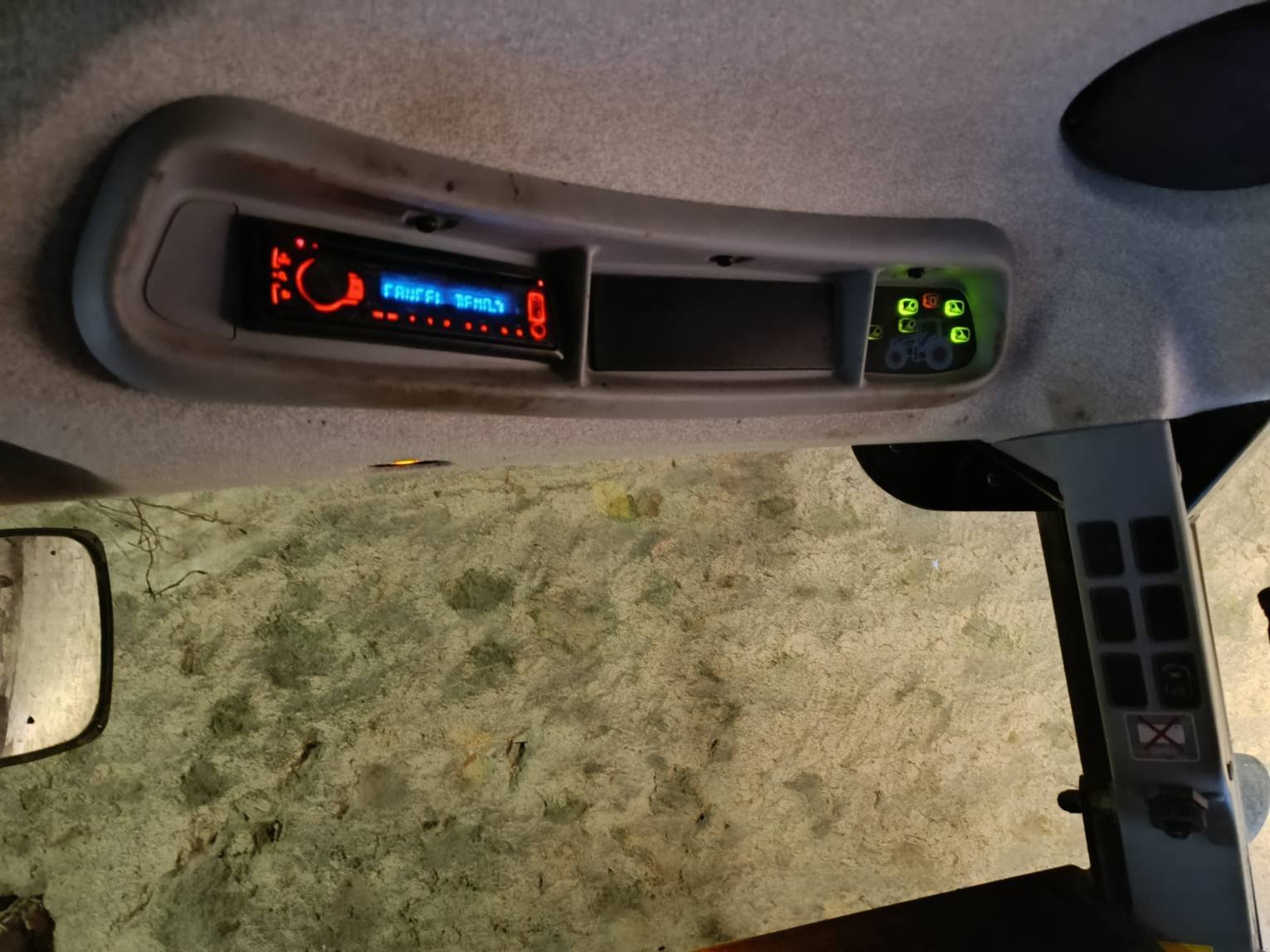 Traktor of the type New Holland T7.185PC, Gebrauchtmaschine in Le Horps (Picture 4)