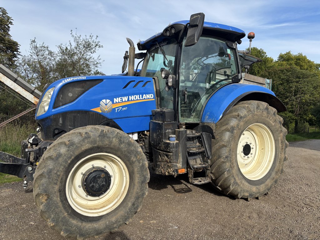 Traktor typu New Holland T7.190 POWER COMMAND, Gebrauchtmaschine v PIERRE BUFFIERE (Obrázek 1)