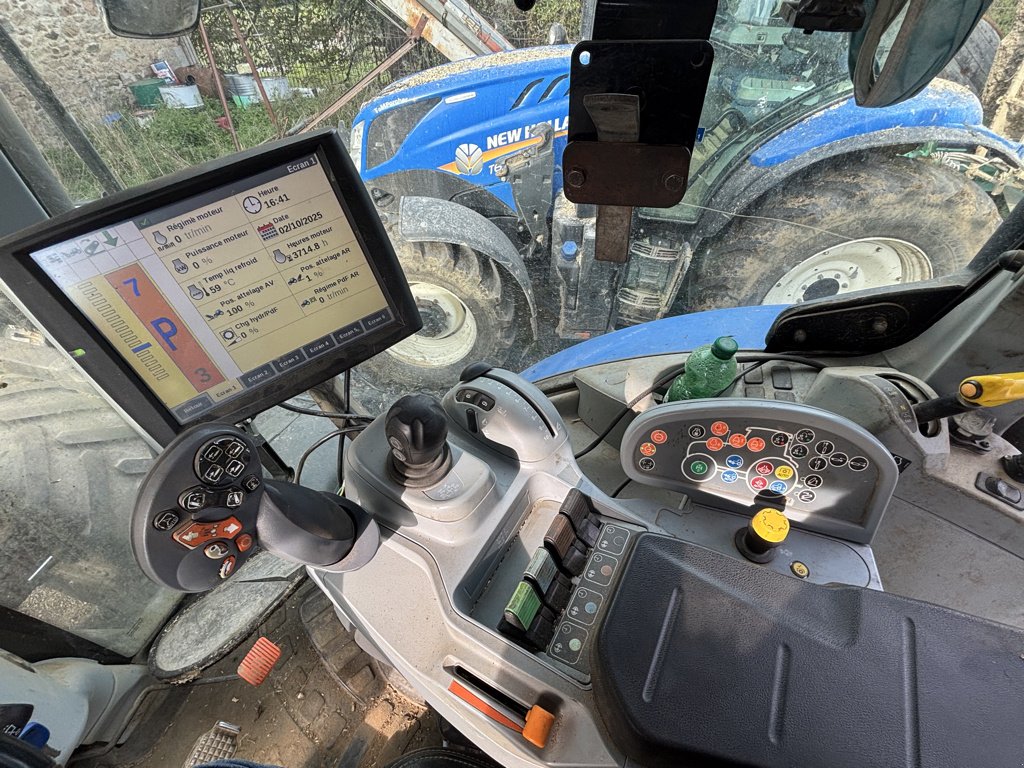 Traktor typu New Holland T7.190 POWER COMMAND, Gebrauchtmaschine v PIERRE BUFFIERE (Obrázek 7)