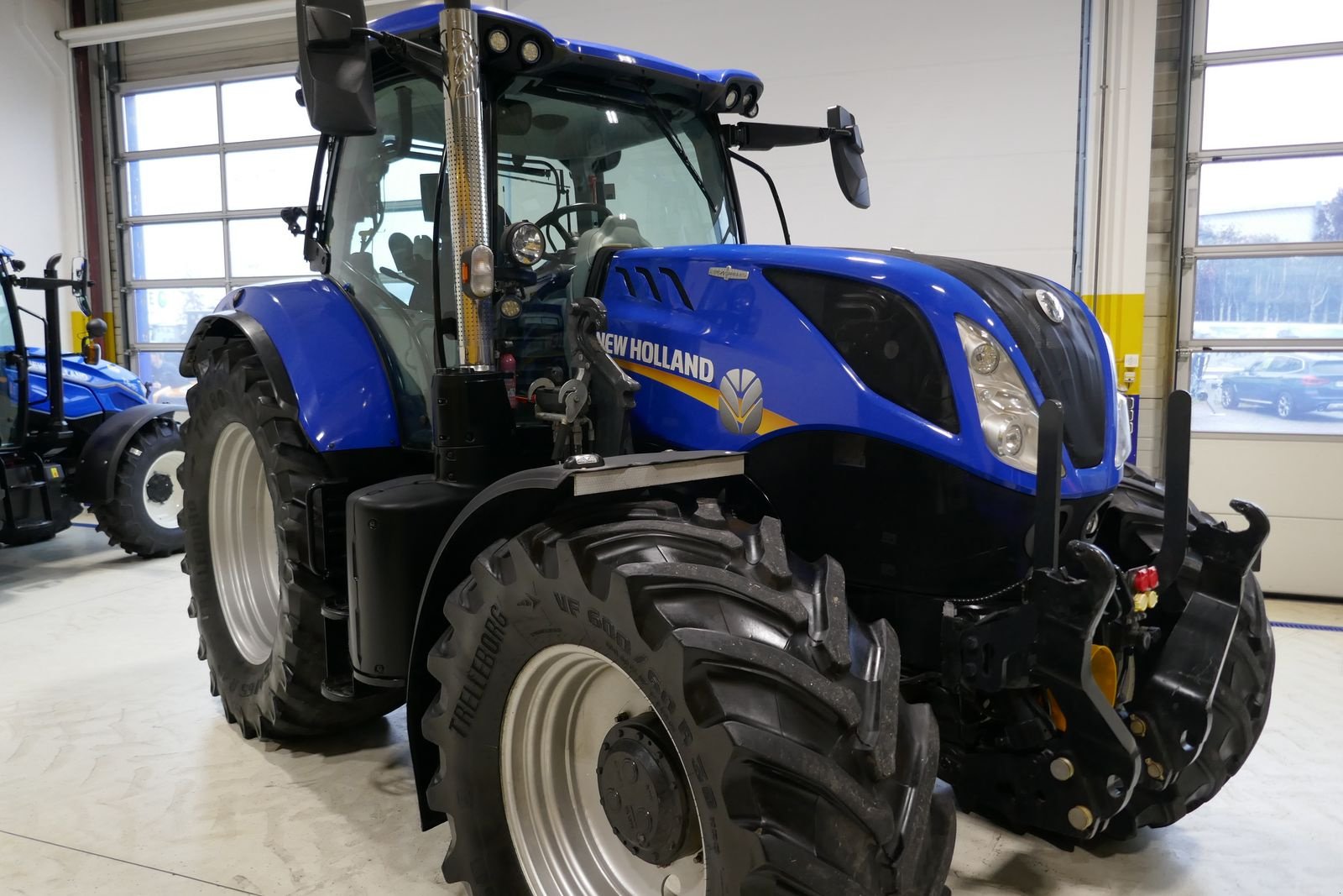 Traktor des Typs New Holland T7.190 SideWinder II, Gebrauchtmaschine in Villach (Bild 3)