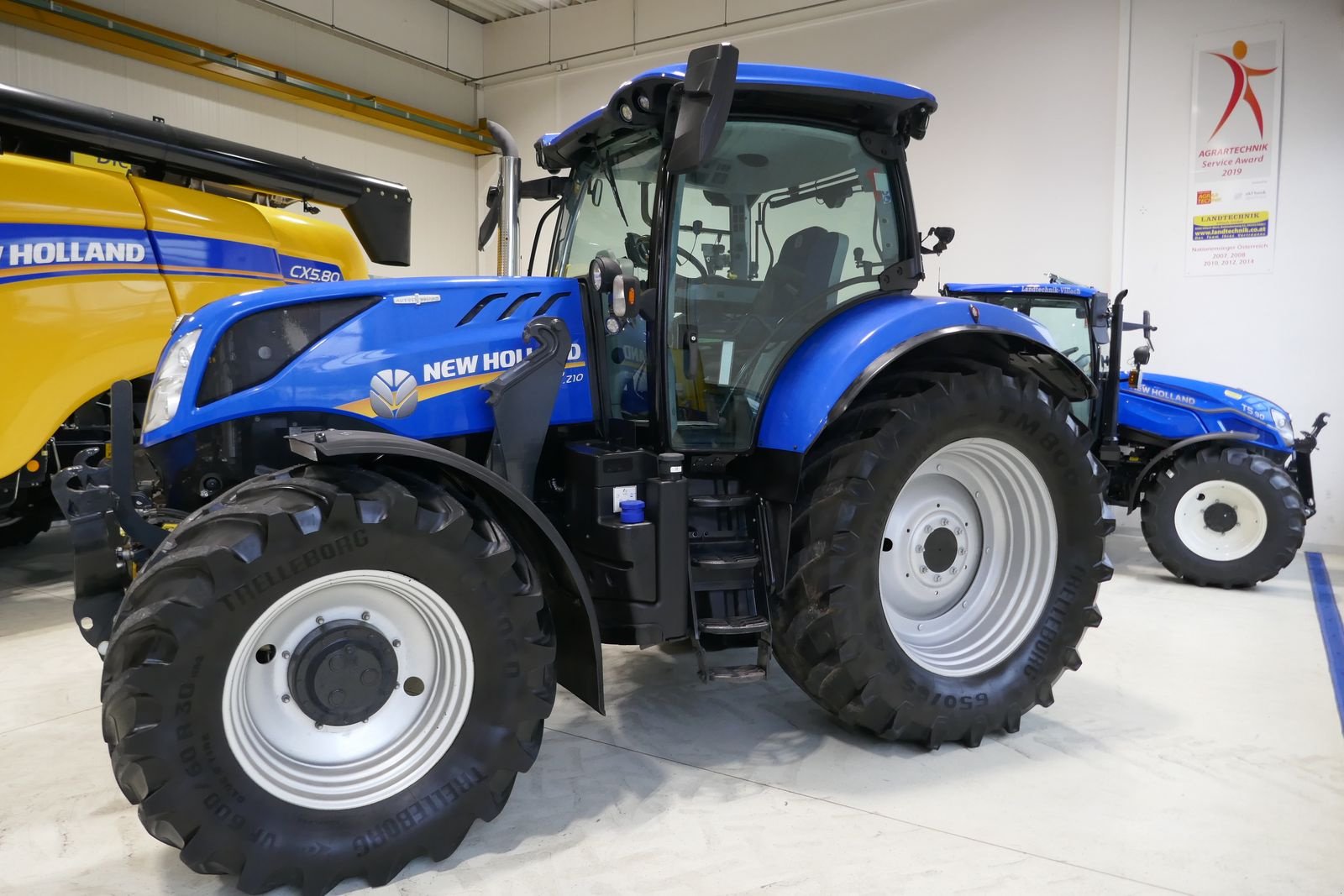 Traktor des Typs New Holland T7.190 SideWinder II, Gebrauchtmaschine in Villach (Bild 10)