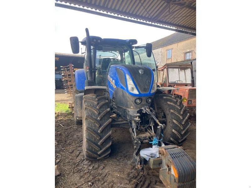 Traktor типа New Holland T7.190, Gebrauchtmaschine в BRAY en Val (Фотография 1)