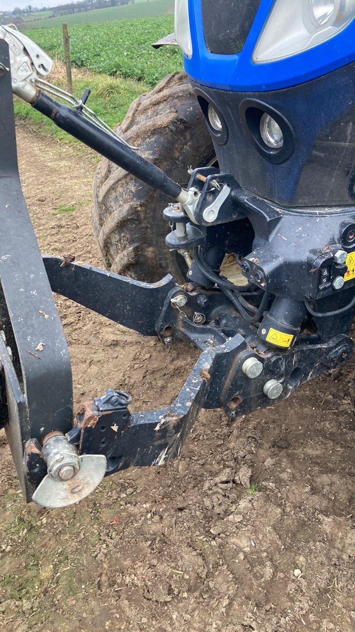 Traktor tipa New Holland T7.190, Gebrauchtmaschine u CORMENON (Slika 9)