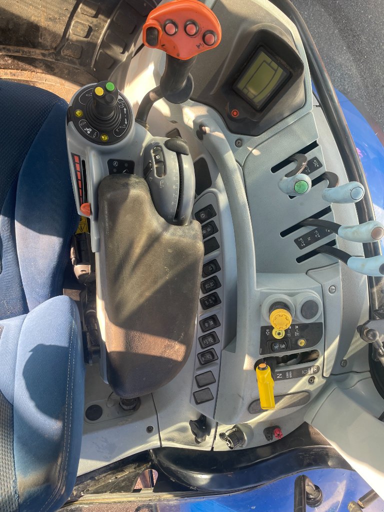 Traktor типа New Holland T7190, Gebrauchtmaschine в Neufchâtel-en-Bray (Фотография 2)