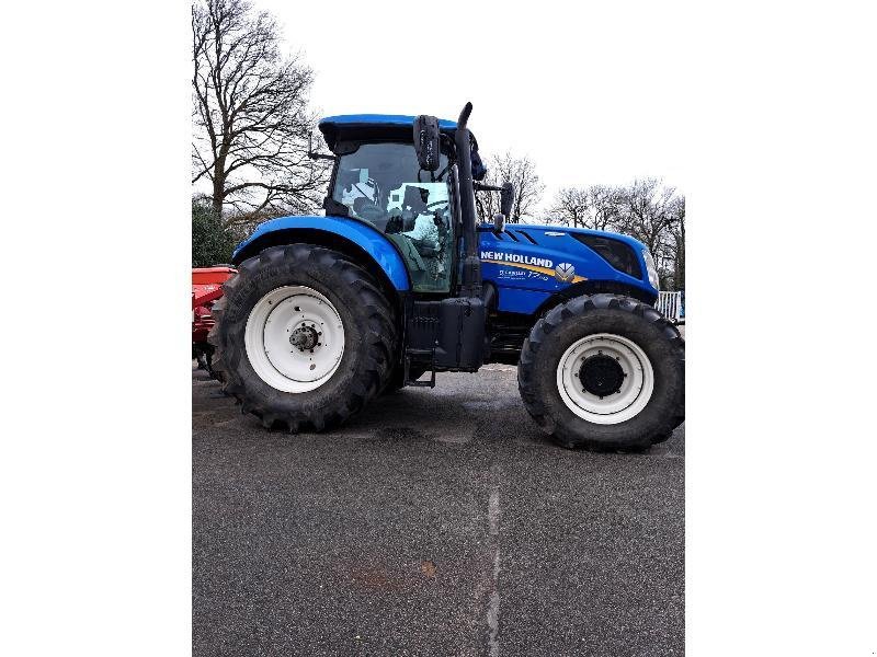 Traktor of the type New Holland T7190AC, Gebrauchtmaschine in PLUMELEC (Picture 5)