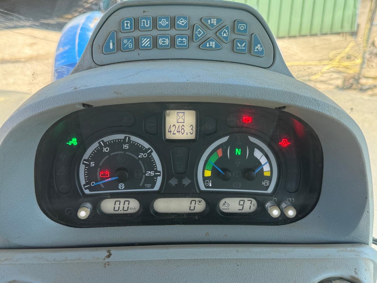 Traktor typu New Holland T7.195 S, Gebrauchtmaschine v LIMEY-REMENAUVILLE (Obrázek 9)