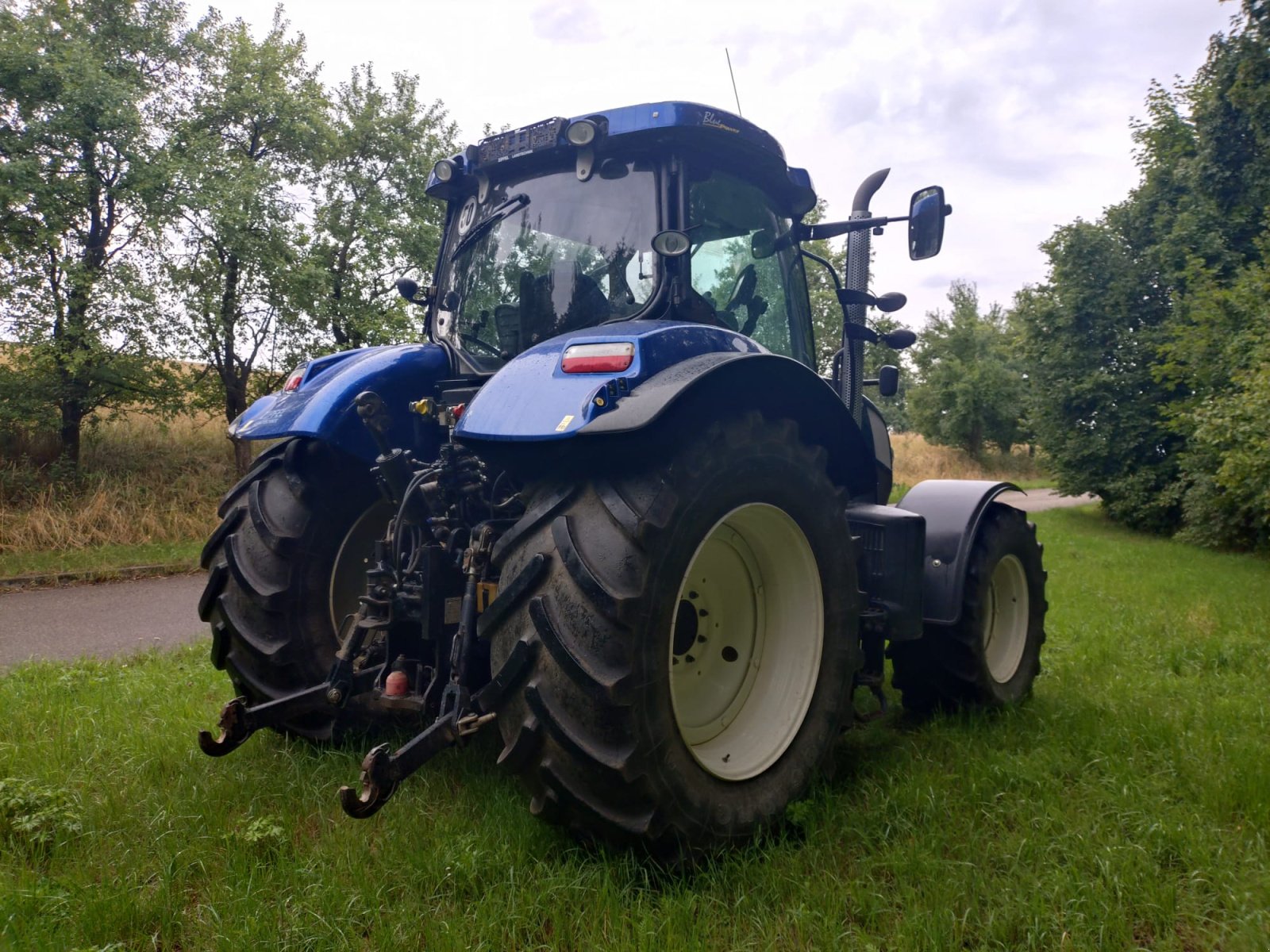 Traktor des Typs New Holland T7.200 AC Blue Power, Gebrauchtmaschine in Creglingen (Bild 3)