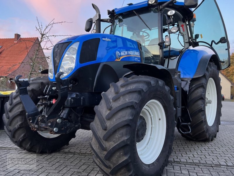 Traktor типа New Holland T7.200 AC, Gebrauchtmaschine в Bramsche (Фотография 1)