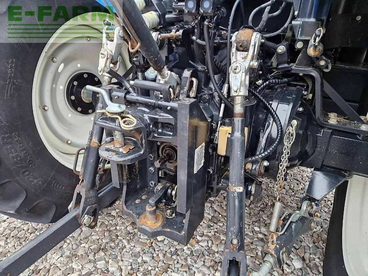 Traktor типа New Holland t7.200 autocommand, Gebrauchtmaschine в ZELOW (Фотография 10)