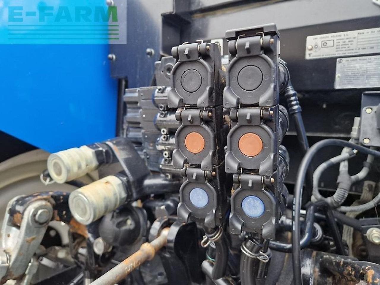 Traktor типа New Holland t7.200 autocommand, Gebrauchtmaschine в ZELOW (Фотография 11)