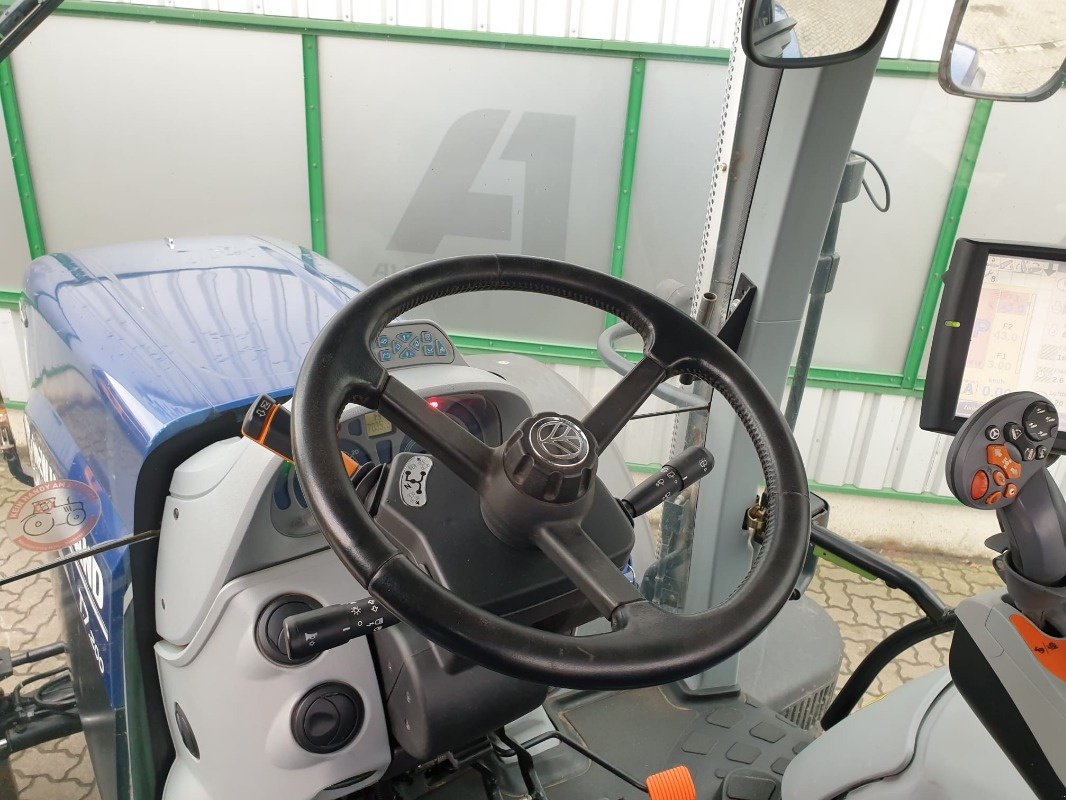 Traktor des Typs New Holland T7.200, Gebrauchtmaschine in Sittensen (Bild 12)
