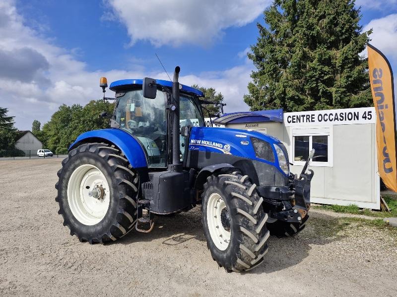 Traktor tip New Holland T7.200AC, Gebrauchtmaschine in BRAY en Val (Poză 2)