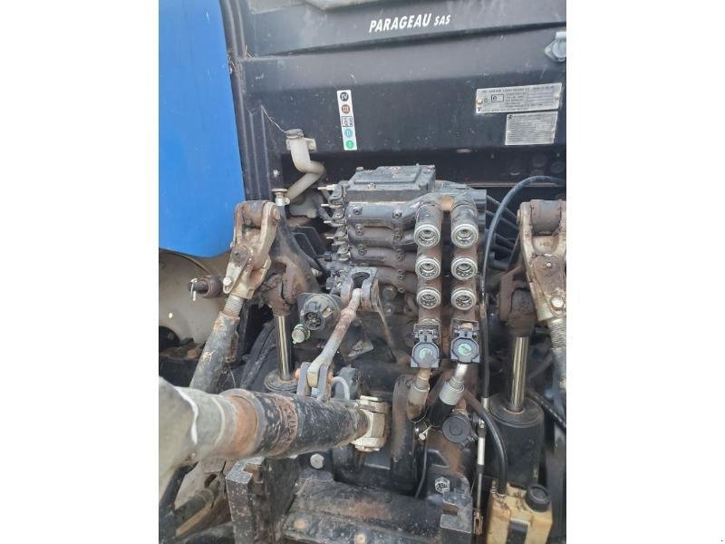 Traktor типа New Holland T7.200APC, Gebrauchtmaschine в BRAY en Val (Фотография 11)