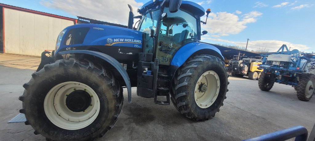 Traktor типа New Holland T7.210 AC, Gebrauchtmaschine в Chauvoncourt (Фотография 7)