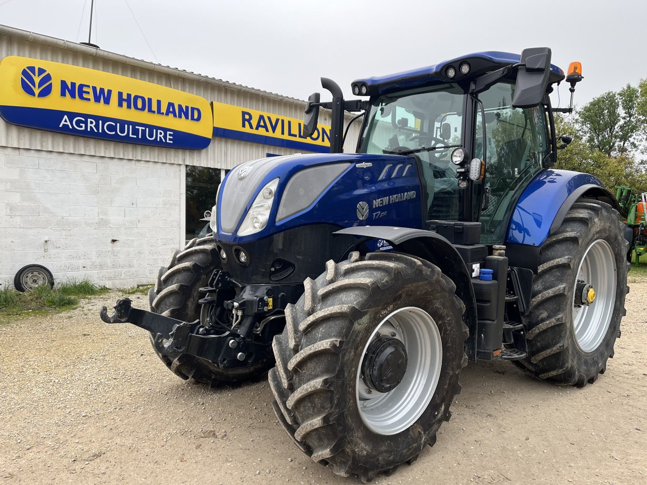 Traktor typu New Holland T7.210 AC, Gebrauchtmaschine v VERT TOULON (Obrázek 9)