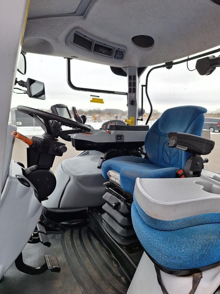 Traktor tip New Holland T7.210 AUTO COMMAND, Gebrauchtmaschine in Maribo (Poză 4)